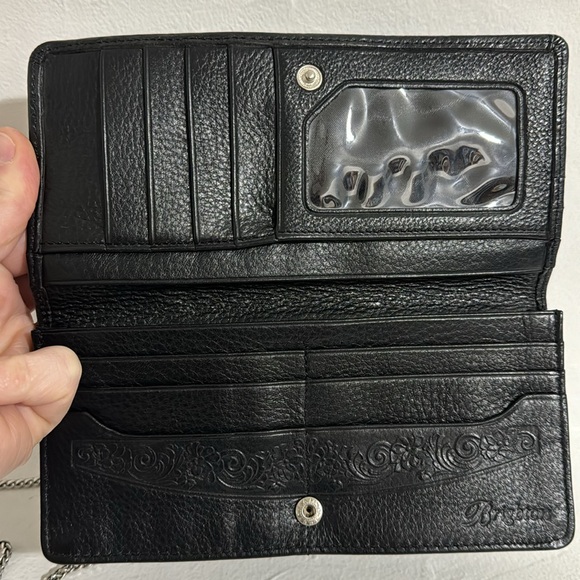 Brighton black croc embossed leather clutch/wallet w/ chain - Picture 6 of 15